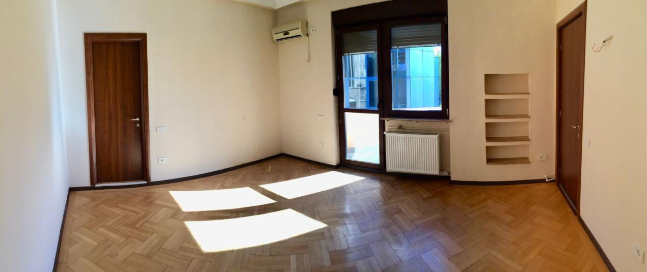 Apartament 5 Camere | 221 mp Utili | Ideal Birouri | Ultracentral | Lascăr Catar