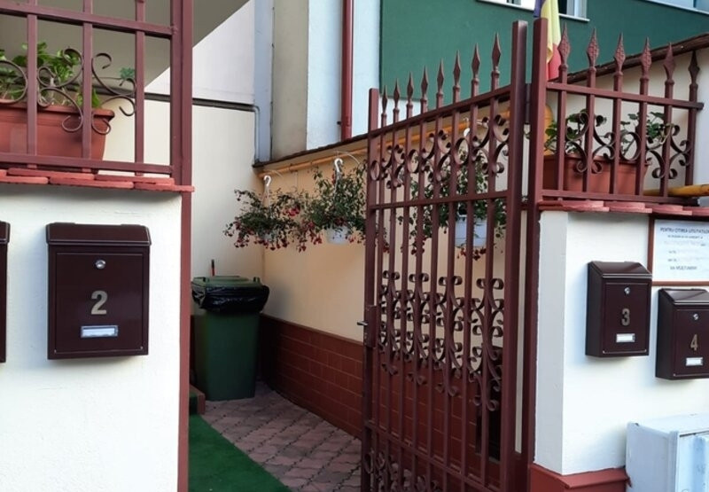 de inchiriat apartament semidecomandat in Dorobanti 