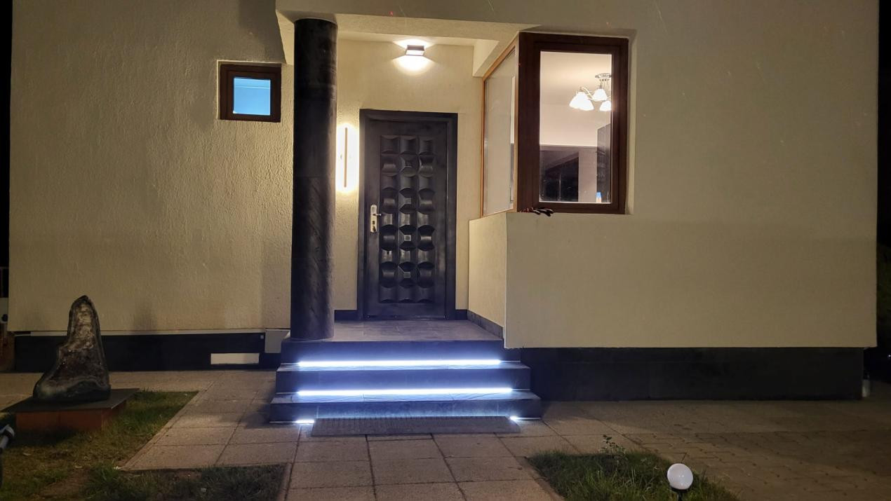 Vilă 4 camere de închiriat | Cartier Henri Coandă