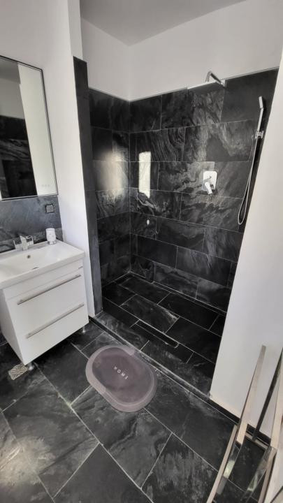 Vilă 4 camere de închiriat | Cartier Henri Coandă