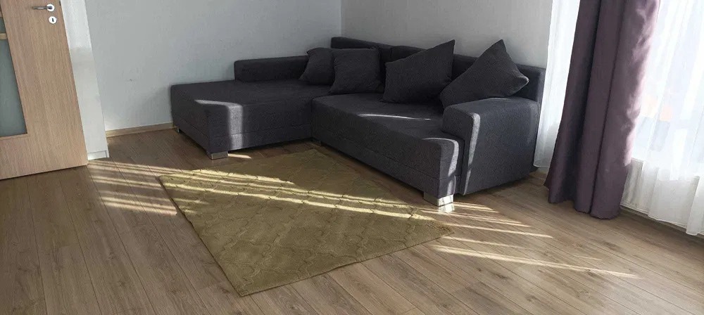 Inchiriere | 2 camere decomandat, balcon 10 mp, acces rapid metrou Jiului