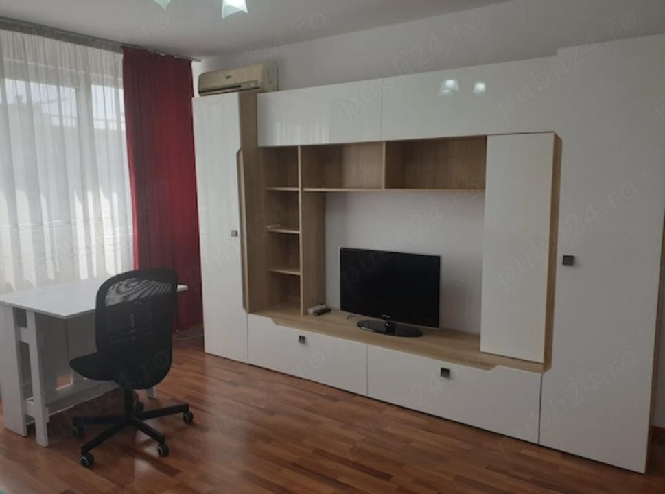 apartament decomandat de inchiriat cu 2 camere  in Cantemir 