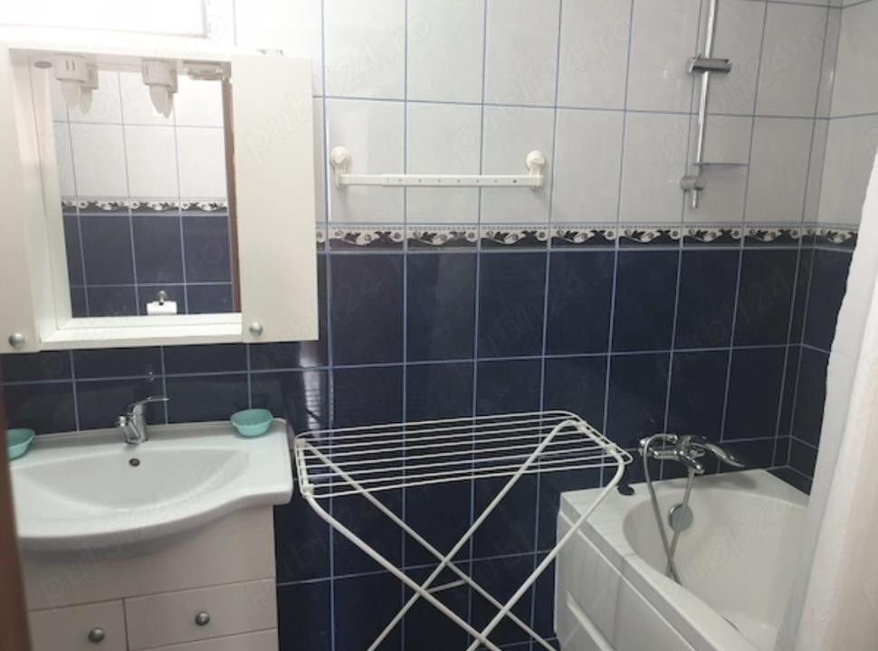 apartament decomandat de inchiriat cu 2 camere  in Cantemir 