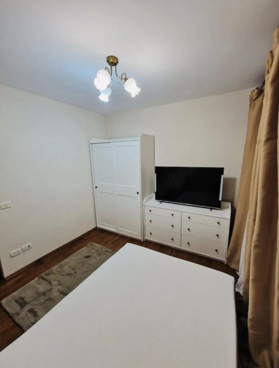 apartament decomandat de inchiriat cu 2 camere  in P-ta Amzei 