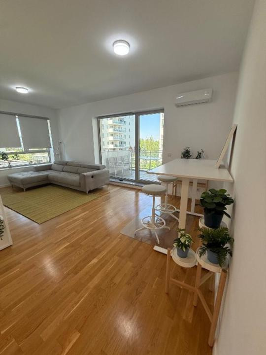 Închiriere apartament premium de 3 camere în complex Luxuria 