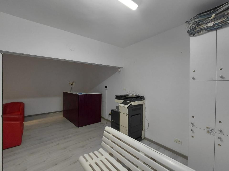 Spatiu comercial tip casa Piata Sudului