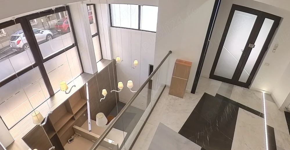 Spatiu Comercial 217 mp, parter si demisol, bloc nou, parcare, zona Dorobanti