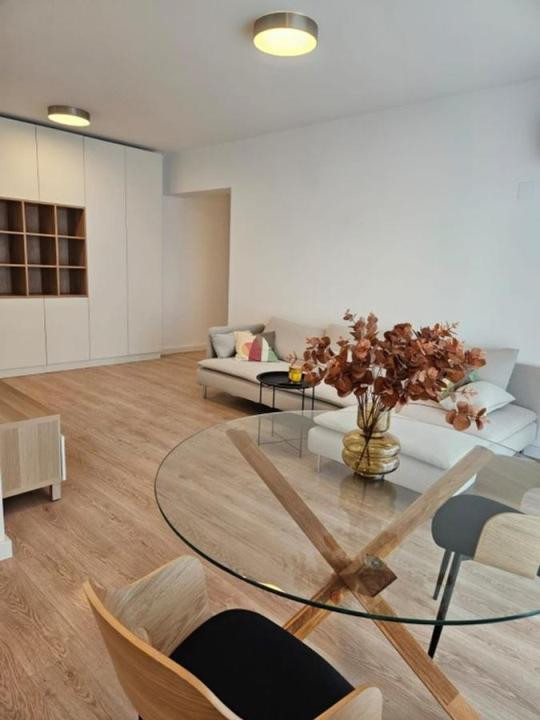 3 camere Prima Vista, terasa 20 mp, 2 parcari subterane