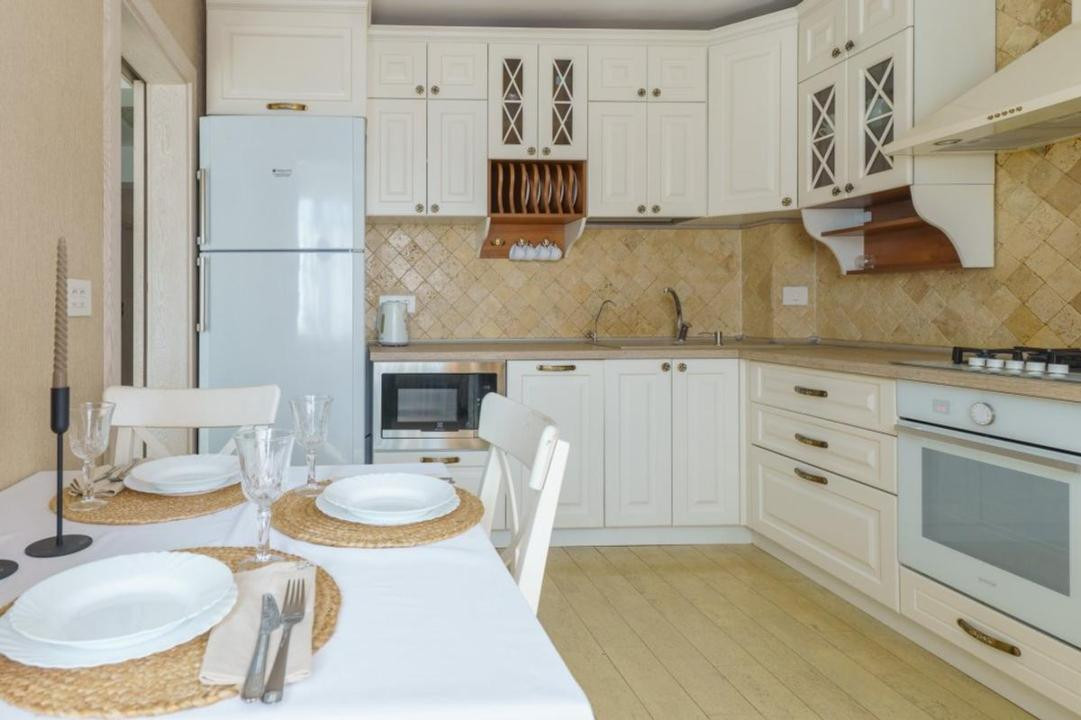 3 camere Timpuri Noi, 90 mp, bloc nou, parcare inclusa