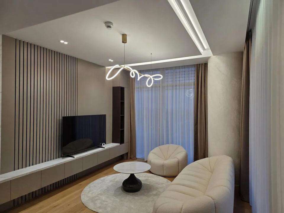 Apartament 3 camere Up-Site Floreasca | Turnul 1, Etaj 14 | Prima închiriere 