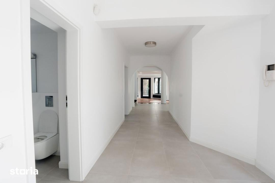 Vilă individuală 7 camere | Pipera | Teren 1.000 mp | Garaj dublu