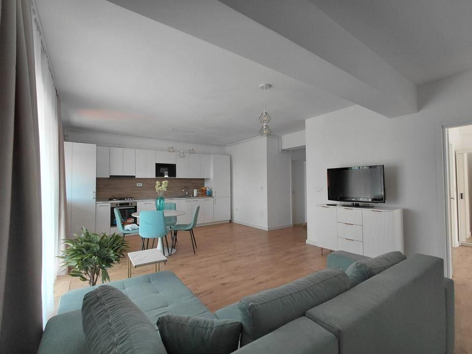 3 camere Pipera Porche
