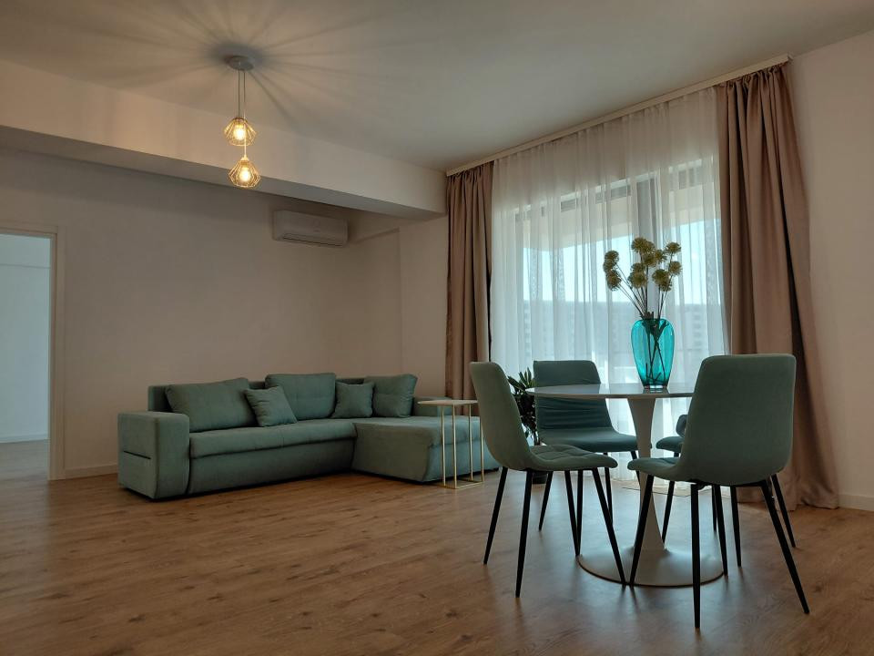 3 camere Pipera Porche