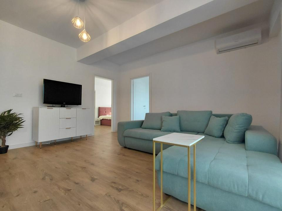 3 camere Pipera Porche