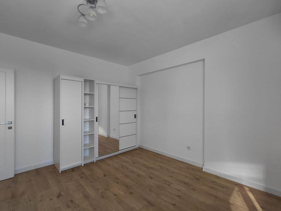 3 camere Pipera Porche