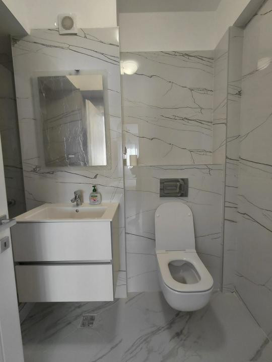 3 camere Pipera Porche