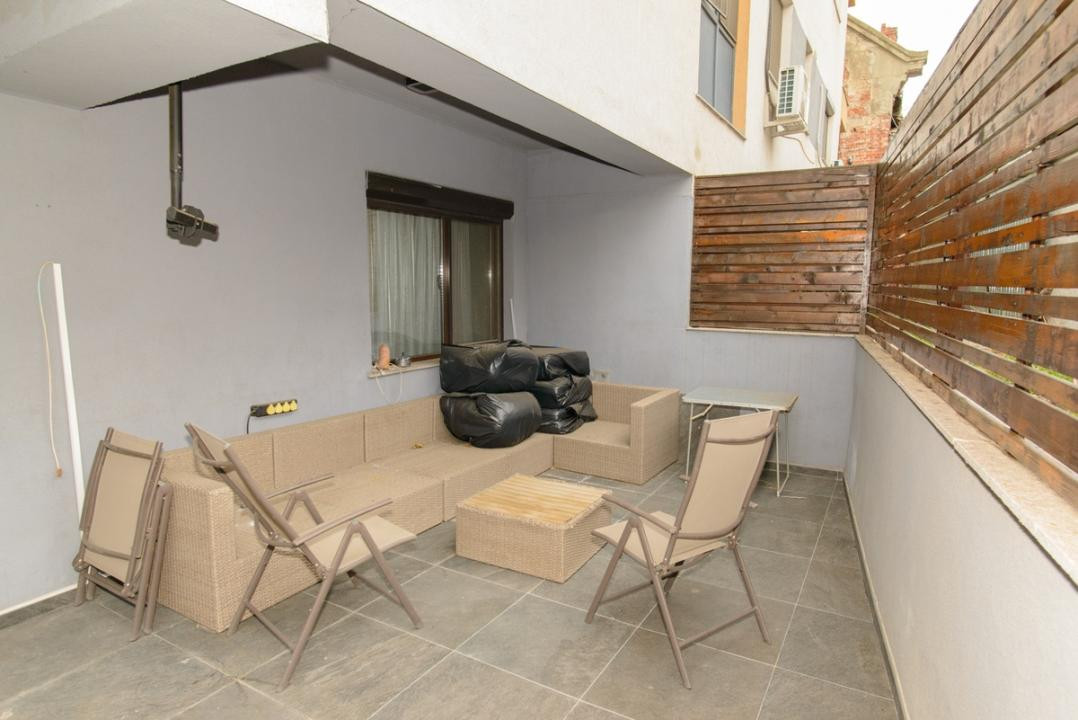 Apartament decomandat de inchiriat cu 2 camere in P-ta Alba Iulia 