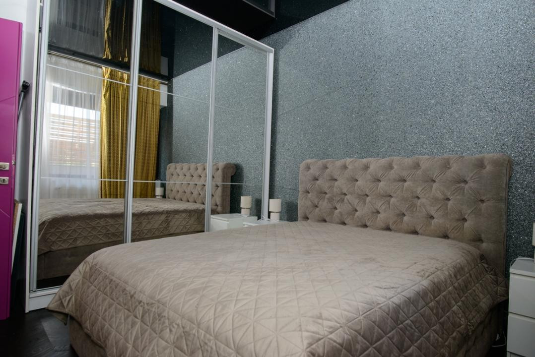 Apartament decomandat de inchiriat cu 2 camere in P-ta Alba Iulia 