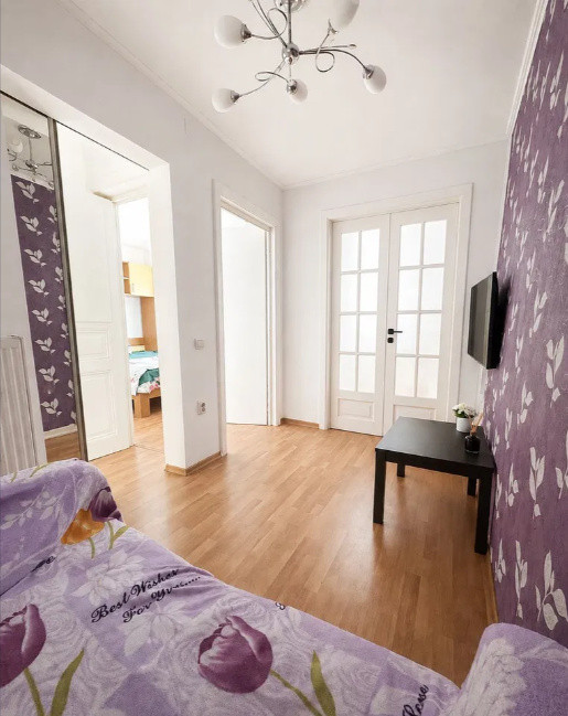 Inchiriere apartamet 2 camere - zona 1 mai - Domenii