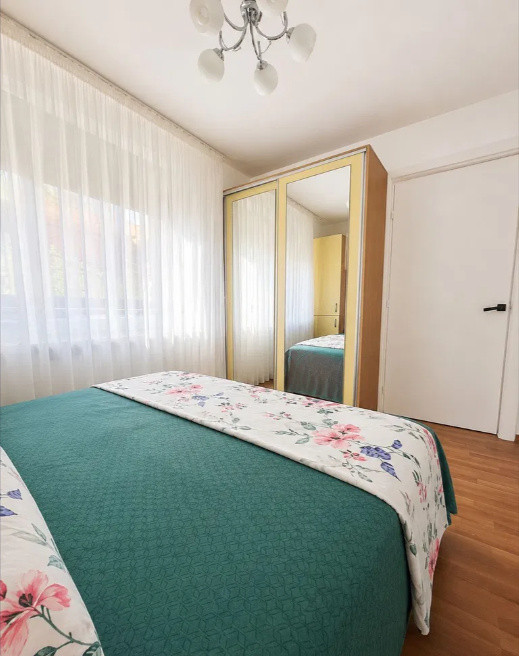 Inchiriere apartamet 2 camere - zona 1 mai - Domenii