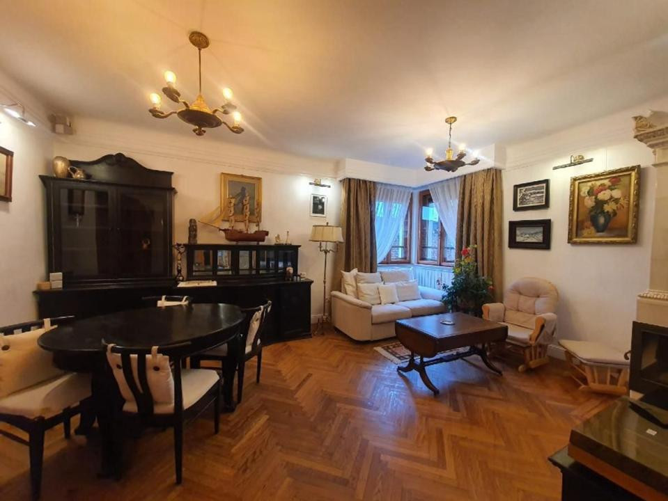 Apartament de inchiriat, 2 camere - Parcul Carol - Casa Interbelica