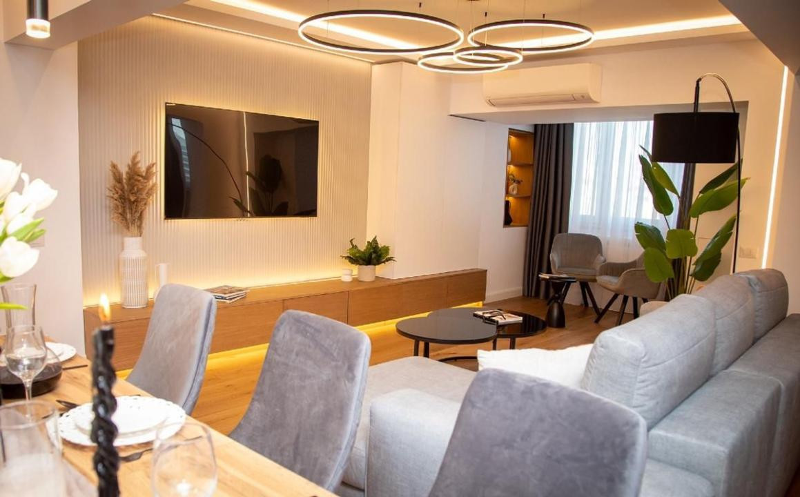 Apartament 3 camere Piata Unirii