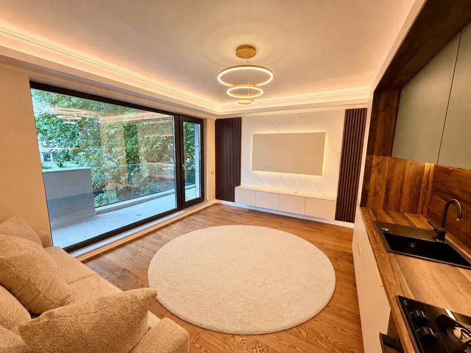 Apartament premium cu 3 camere de închiriat, zona Casa Poporului