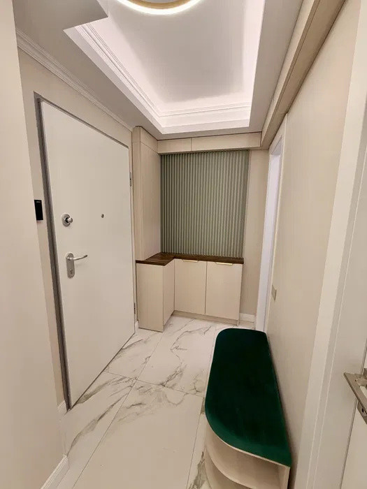Apartament premium cu 3 camere de închiriat, zona Casa Poporului