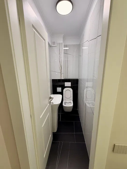Apartament premium cu 3 camere de închiriat, zona Casa Poporului