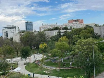 Apartament lux cu 3 camere de  inchiriat
