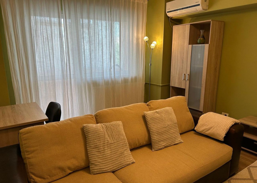 de inchiriat apartament semidecomandat cu 2 camere  in Timpuri Noi 