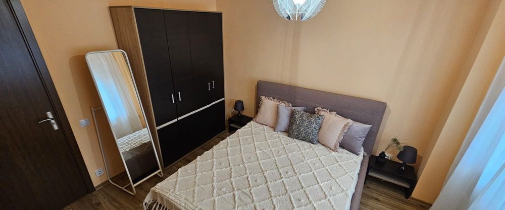de inchiriat apartament semidecomandat cu 2 camere  in Timpuri Noi 