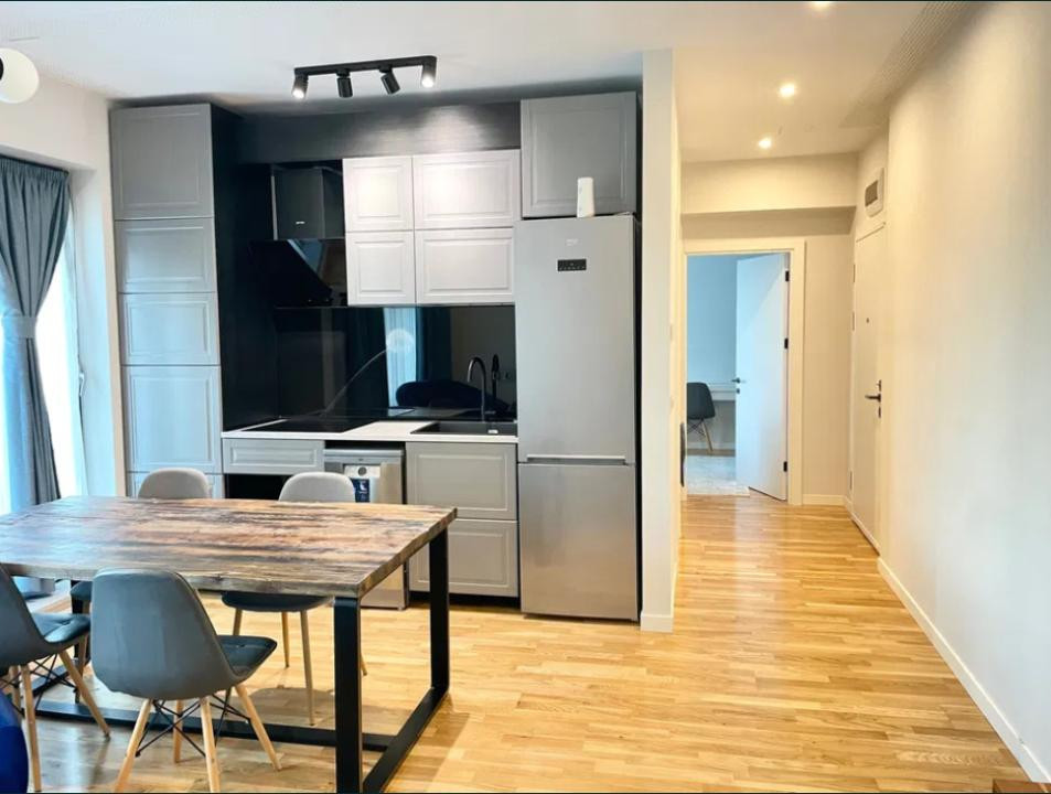 Apartament 2 camere zona Petrom City Baneasa
