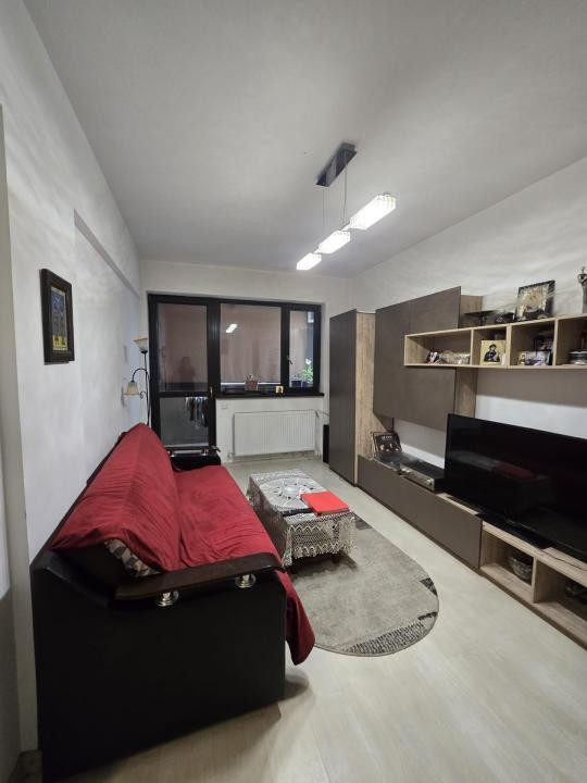 Apartament cu 3 camere si loc de parcare
