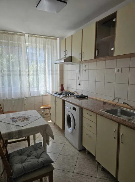 Apartament 2 camere decomandat | 5 min de Piața Unirii | Loc parcare