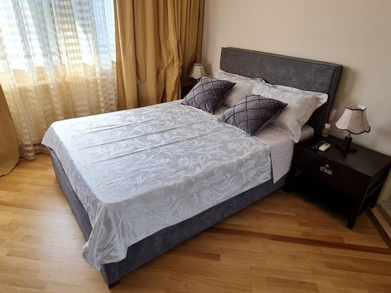 Apartament de inchiriat cu 5 camere in Cartierul Francez 