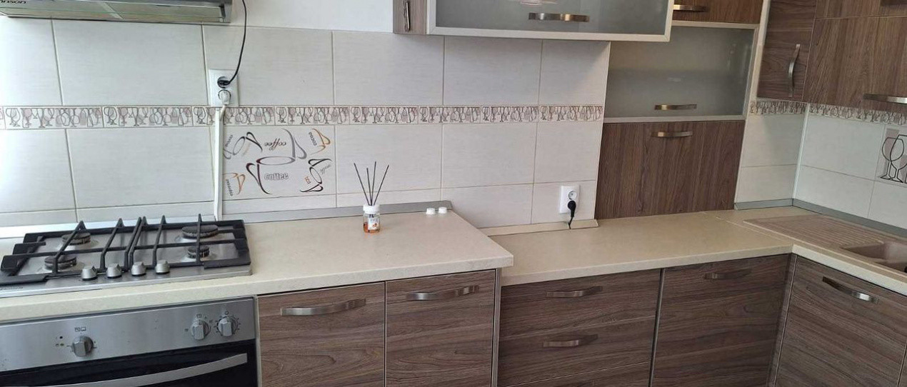 Apartament 3 camere - 90mp - decomandat - zona - Iancului