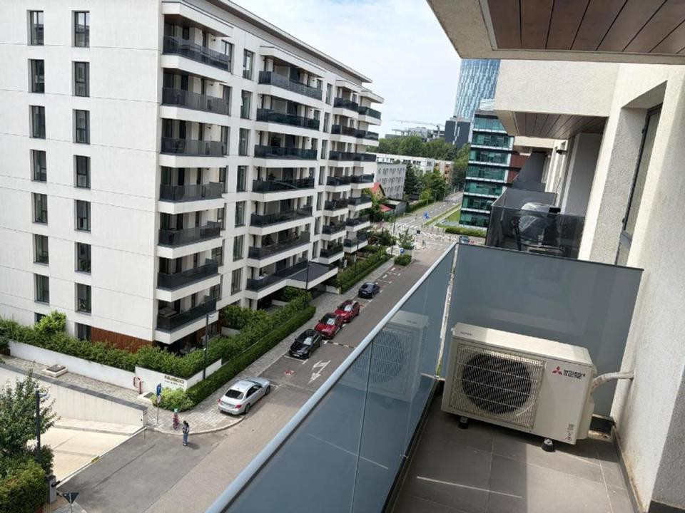Apartament de inchiriat cu 4 camere - Nusco City