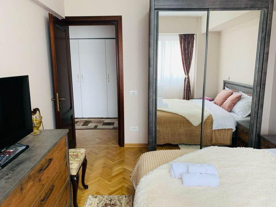 Apartament 3 camere, 73 mp, balcon, investitie, 1981, zona Titulescu Victoriei