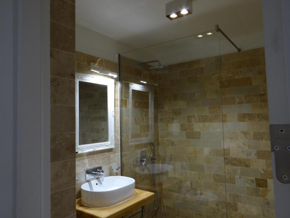 Apartament de inchiriat cu 3 camere- Bd. Decebal 