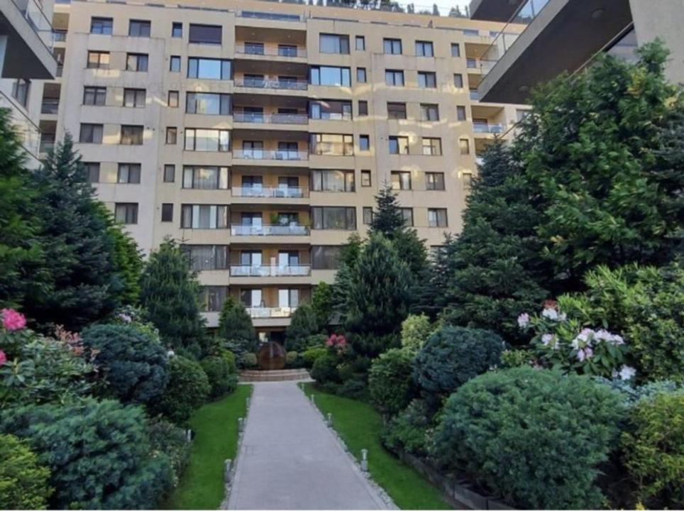 Apartament  de inchiriat cu 2 camere - North Aria Lake View (Herastrau)