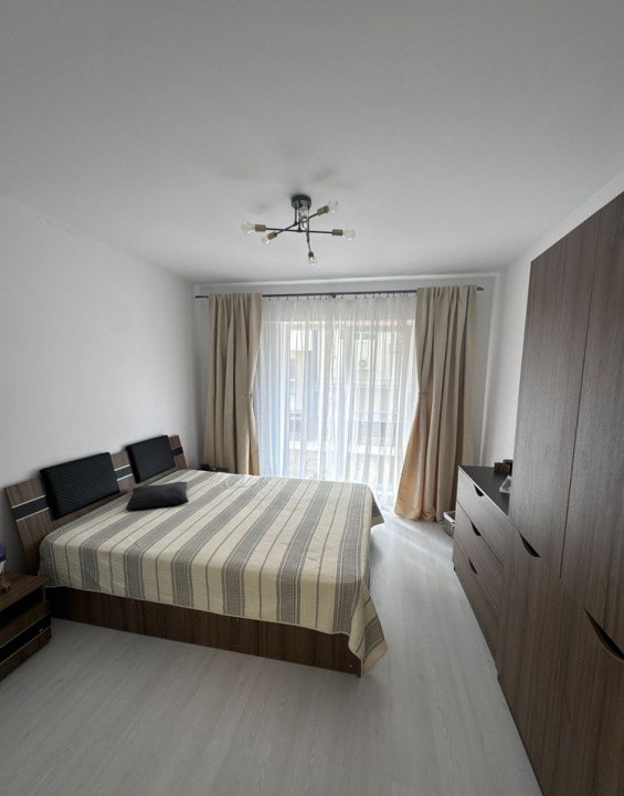 Apartament cu 3 camere - 80mp - zona Pallady