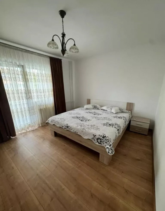 de inchiriat apartament decomandat cu 3 camere  in Vitan 