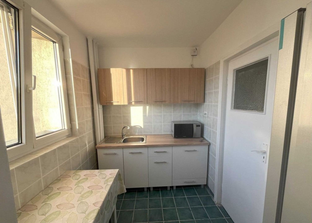 de inchiriat apartament semidecomandat cu 2 camere  in Iancului 