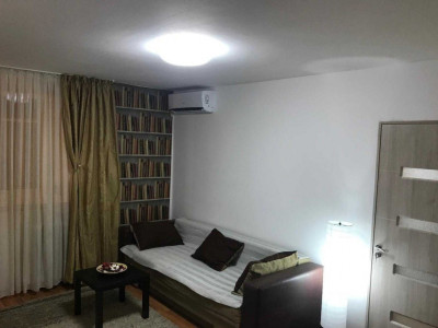 de inchiriat apartament semidecomandat cu 2 camere  in Stefan cel Mare 