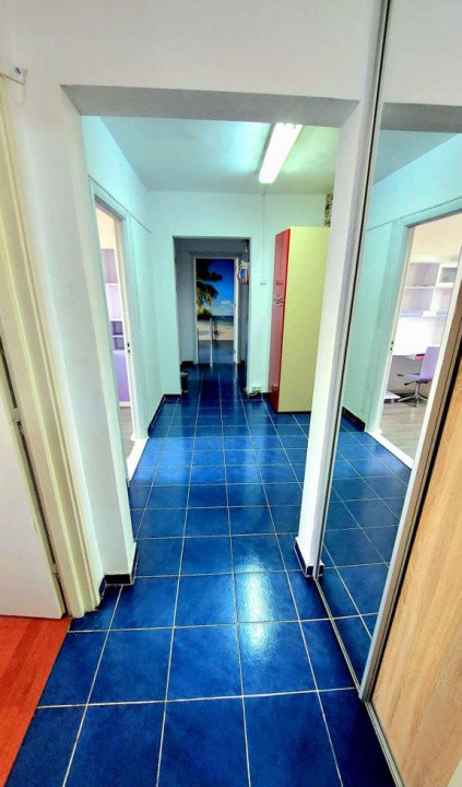 Apartament decomandat cu 3 camere in zona Dristor