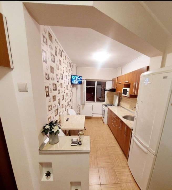 Apartament decomandat cu 2 camere Calea Rahovei