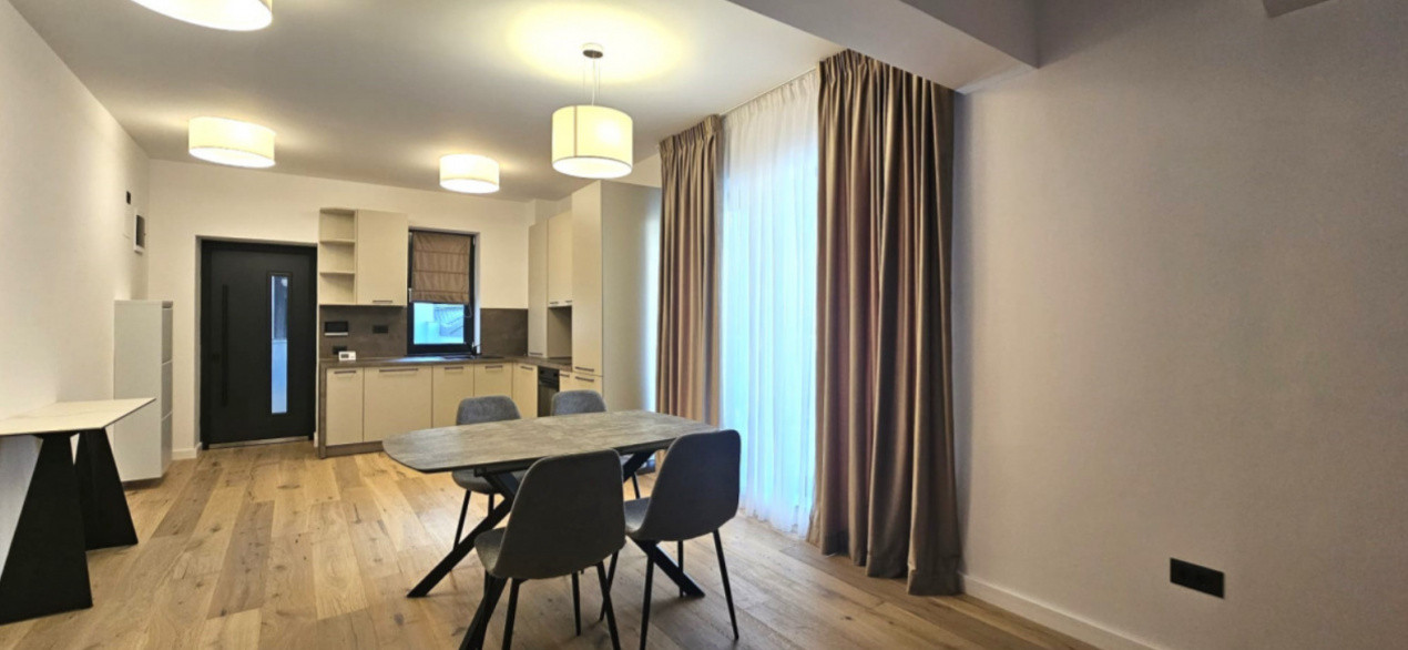 de inchiriat apartament semidecomandat cu 3 camere  in Aviatiei 