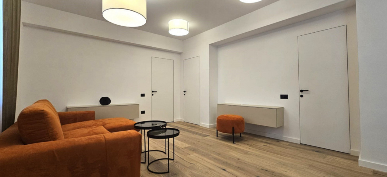 de inchiriat apartament semidecomandat cu 3 camere  in Aviatiei 
