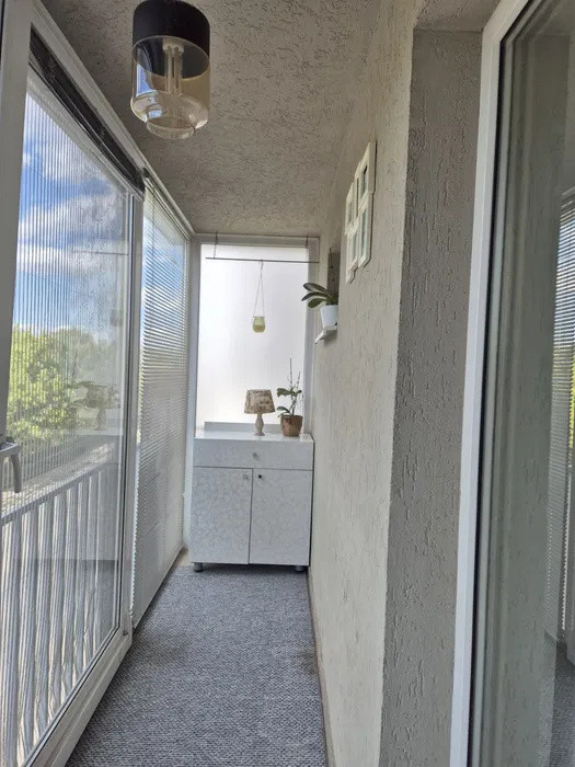 Apartament 3 camere - 2 parcari Dobroesti